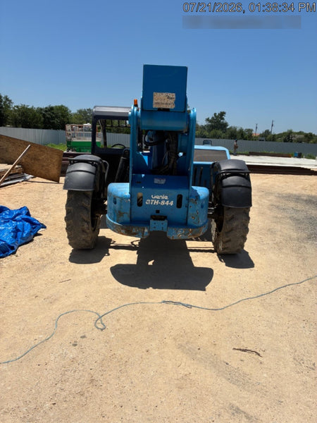 2017 GENIE GTH-844