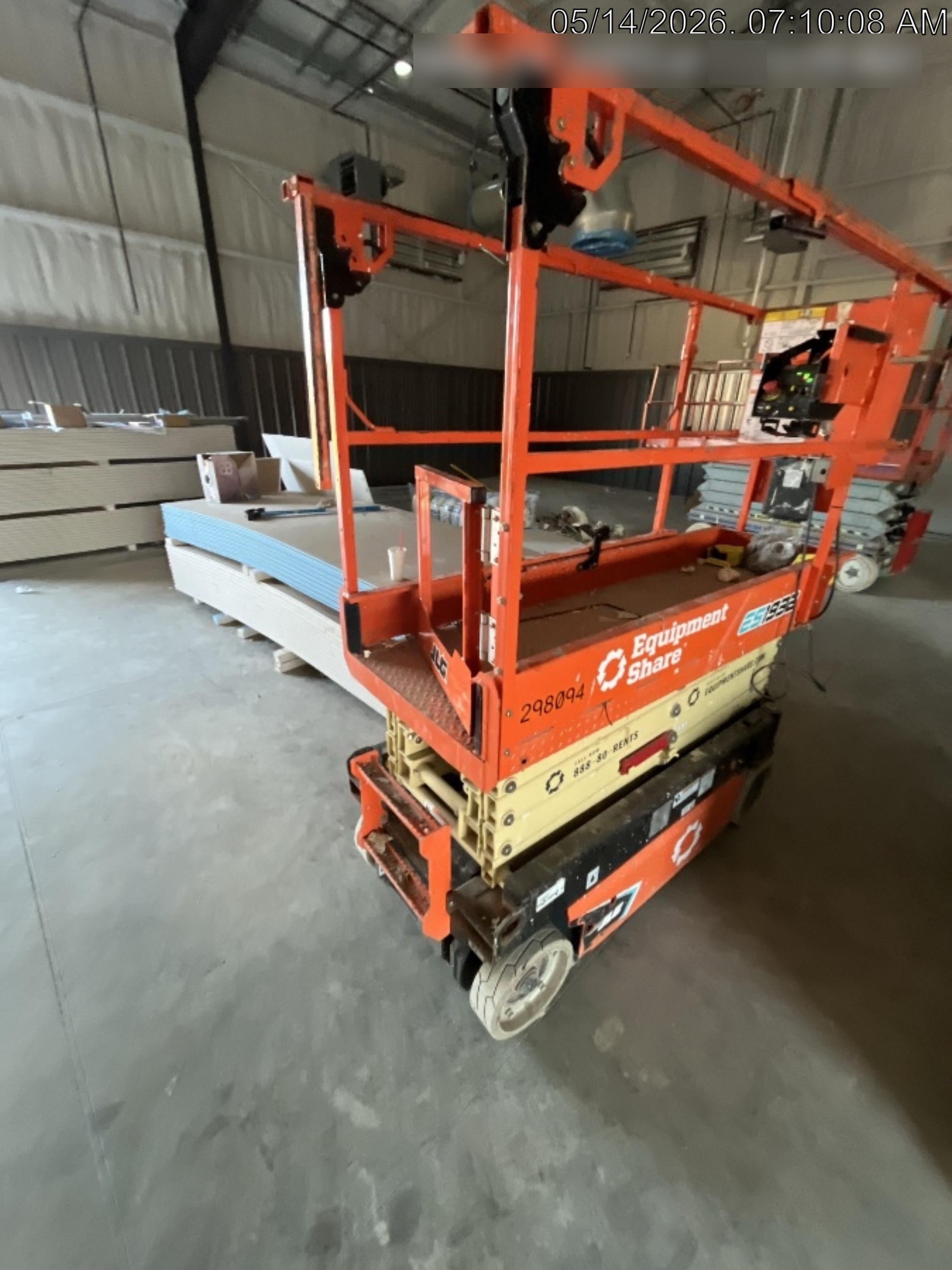 2023 JLG ES1932