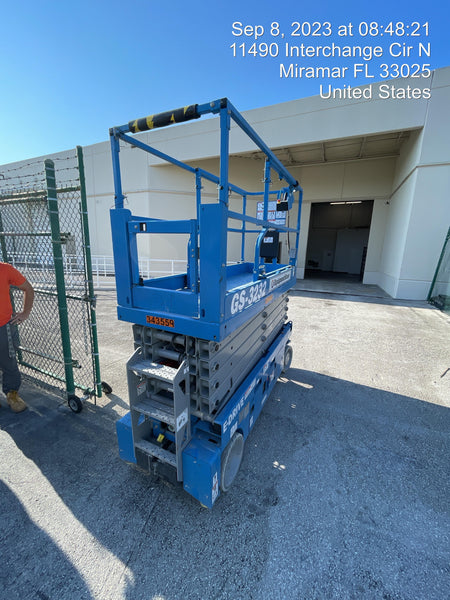 2023 GENIE GS-3232