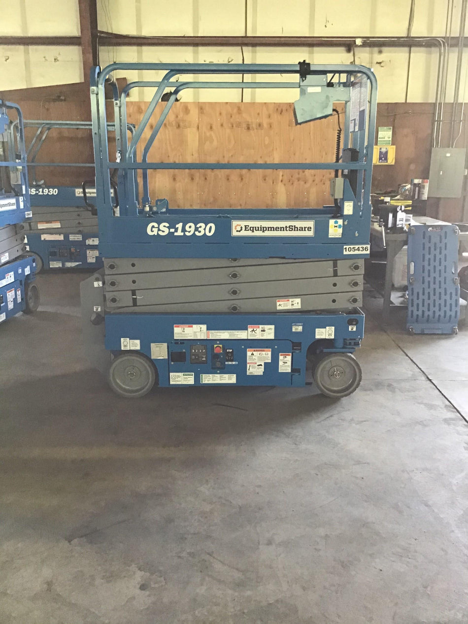 2020 Genie GS-1930 Fixed rails with chain entry gate - Pre A92.20, 800W Inverter