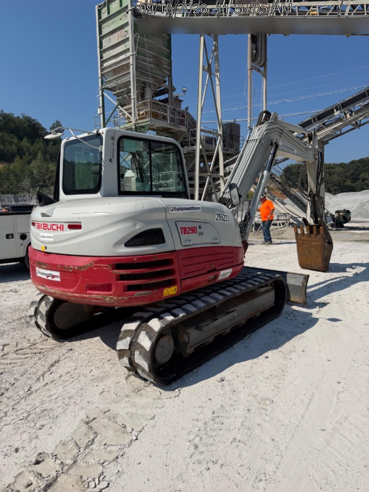 2023 TAKEUCHI TB290-CR