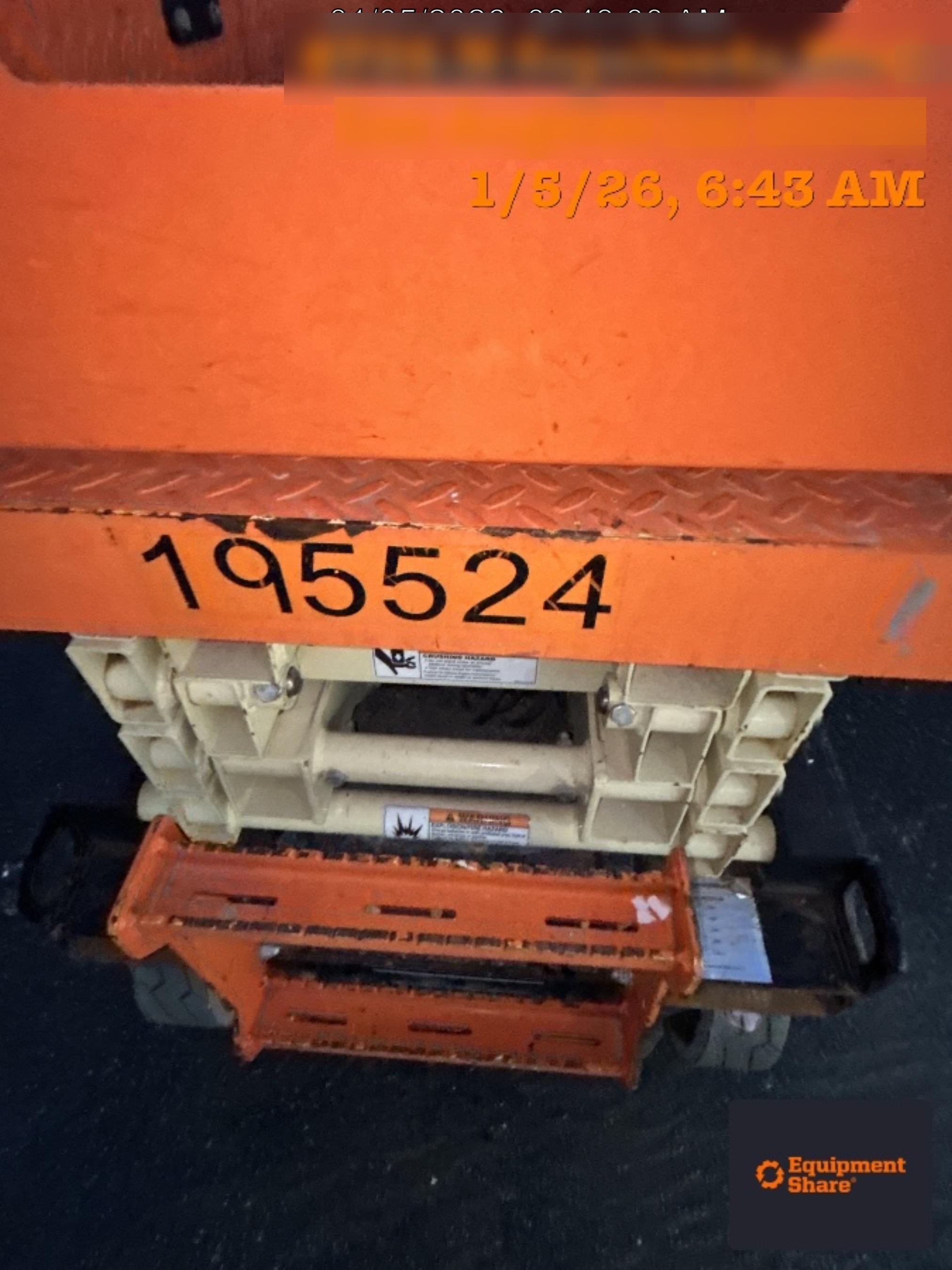 2021 JLG ES1932