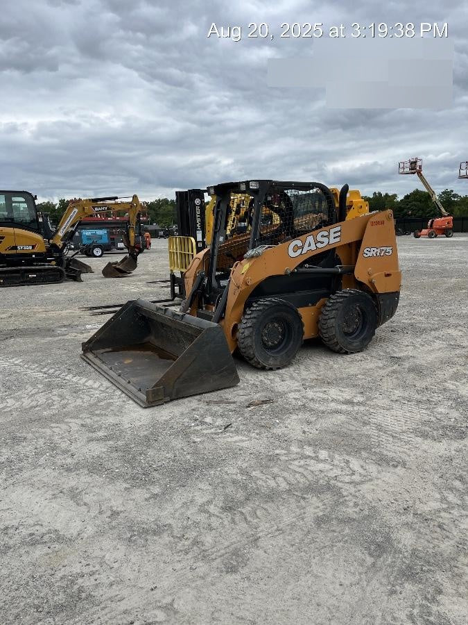 2019 CASE SR175