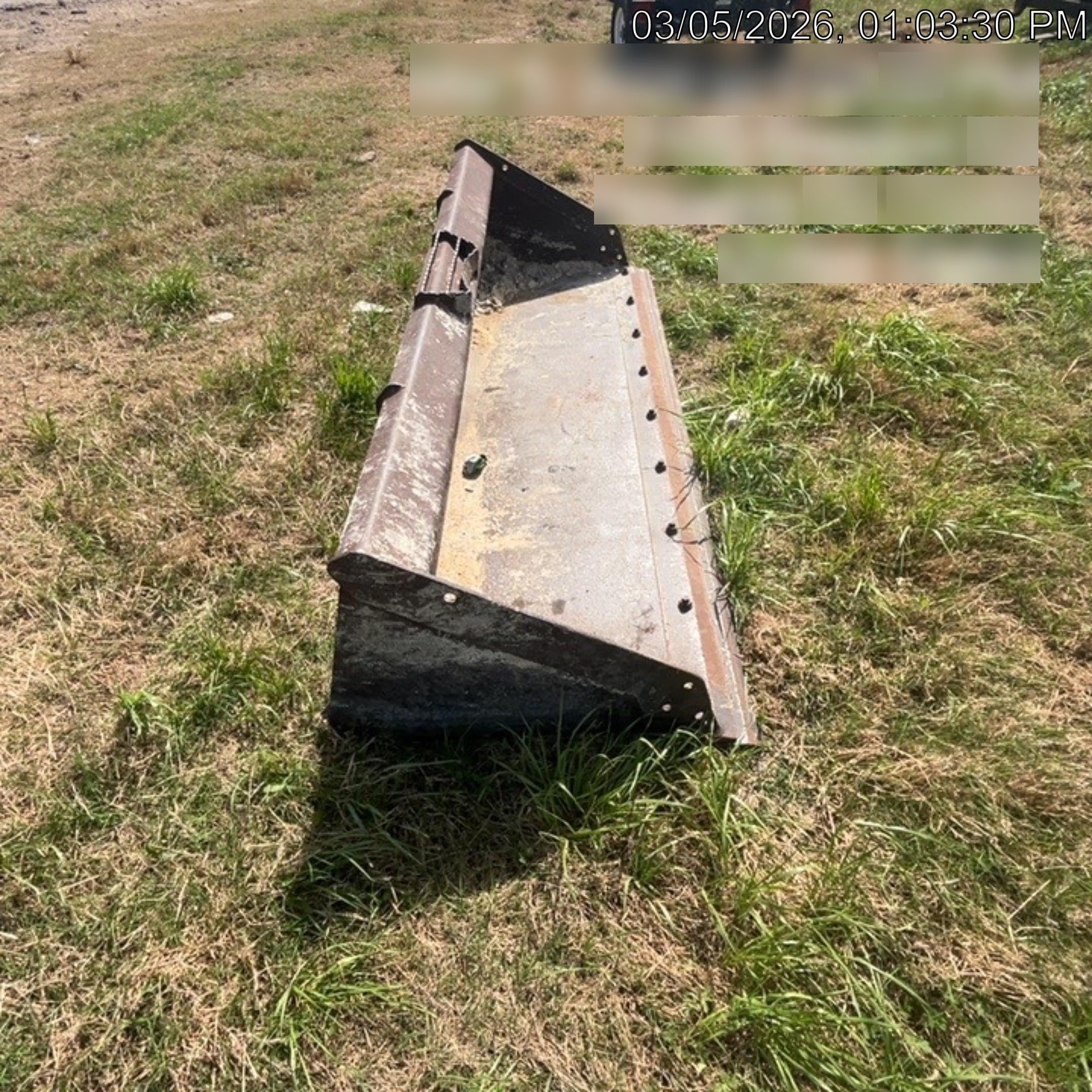 2019 Takeuchi TL8 Cab, Heat/AC, Defroster, 15" Wide Rubber Tracks, Back-up Alarm, Front & Rear Working Lights, Auxiliary Hydraulics, Two-Speed Travel, Electronic Monitoring System, Hydraulic Universal Quick Hitch 76" HD Dirt Bucket with 8 Teeth, 20.3 cubic feet Capacity