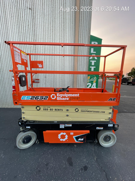 2022 JLG ES2632
