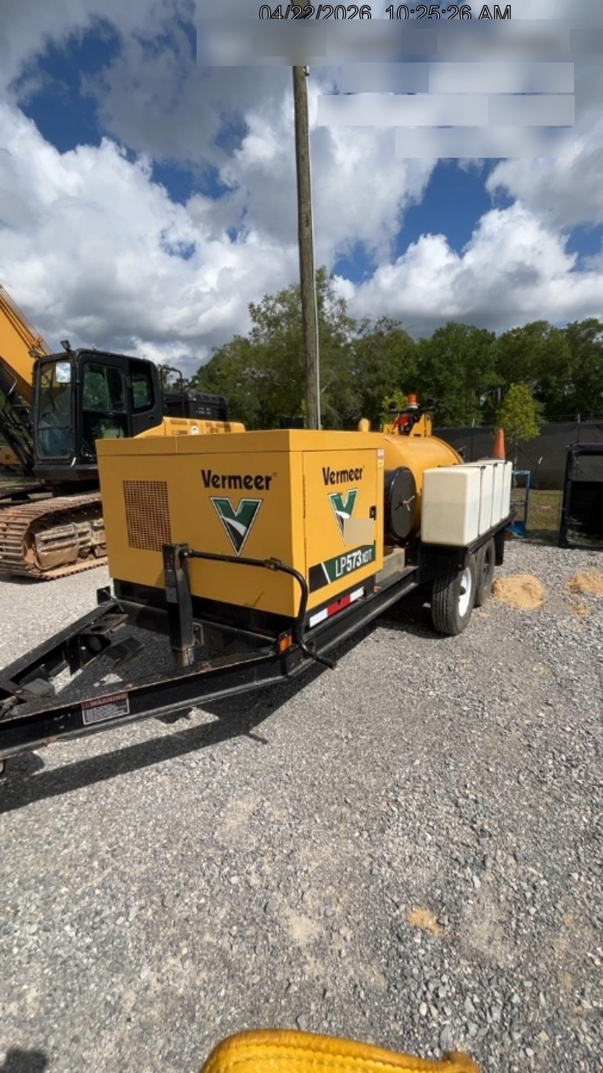 2022 VAC-TRON LP573XDT