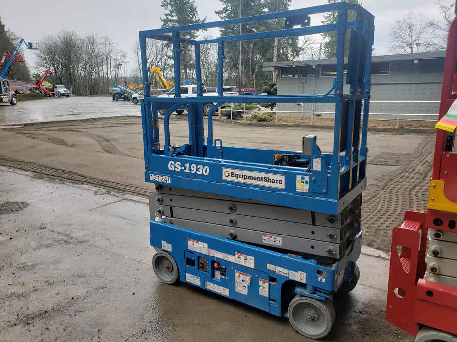 2020 Genie GS-1930 Solid Non Marking Tires, Beacon, Folding rails with half height swing gate, Telematics