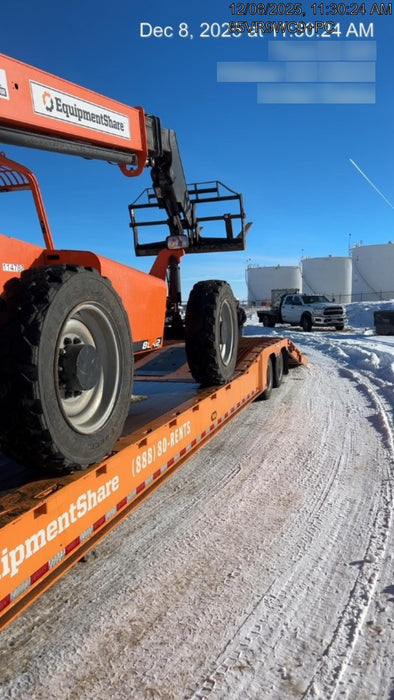 2020 Skytrak 8042 74 Hp, FF Tires, Work Lights, Beacon, Aux Hydraulics, Back up Alarm, Lifting Eye, ES Decals