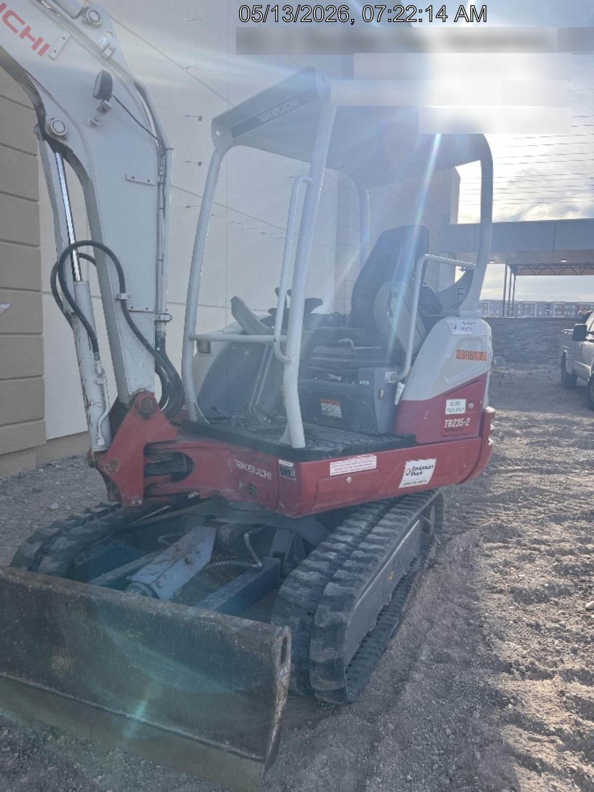 2022 TAKEUCHI TB235-2R