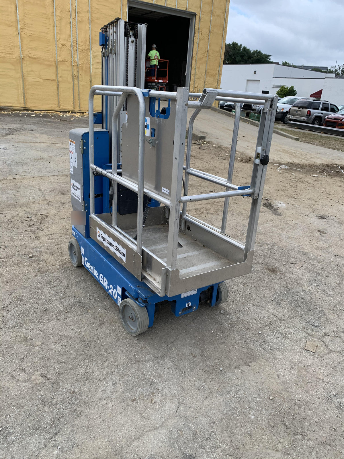 2019 GENIE GR-20