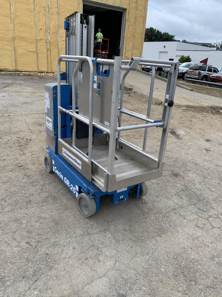 2019 GENIE GR-20