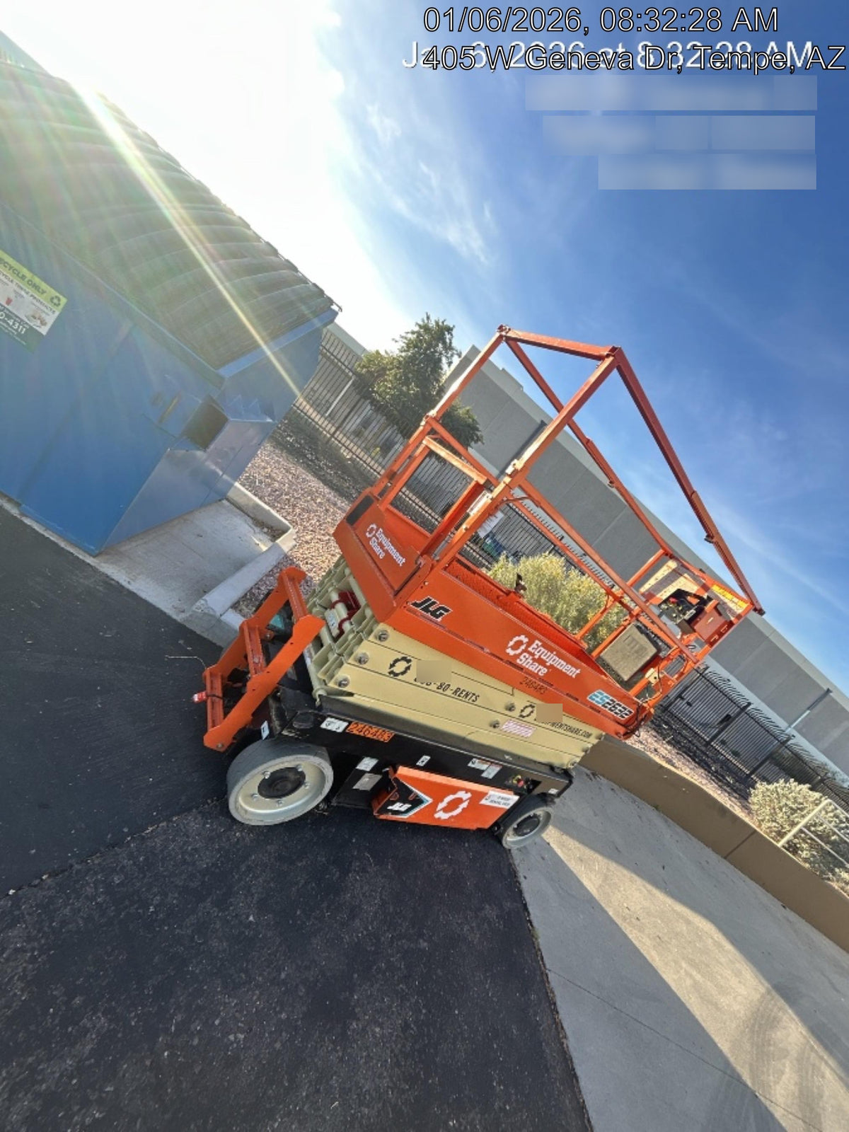2022 JLG ES2632