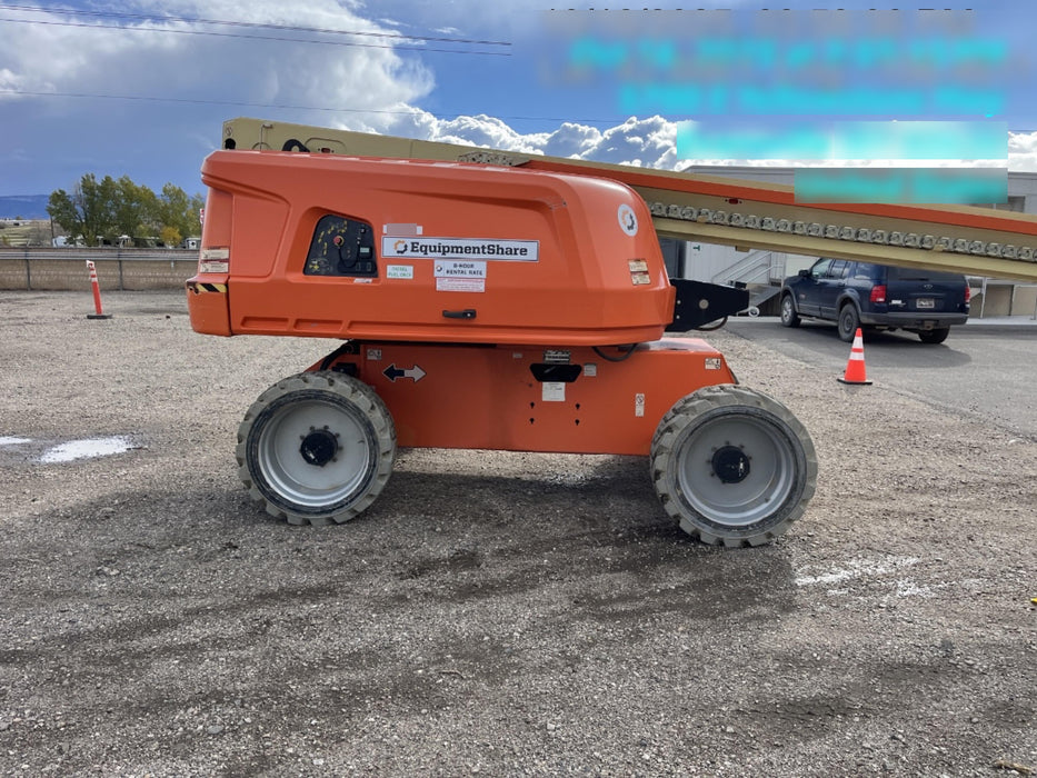 2020 JLG 660SJ