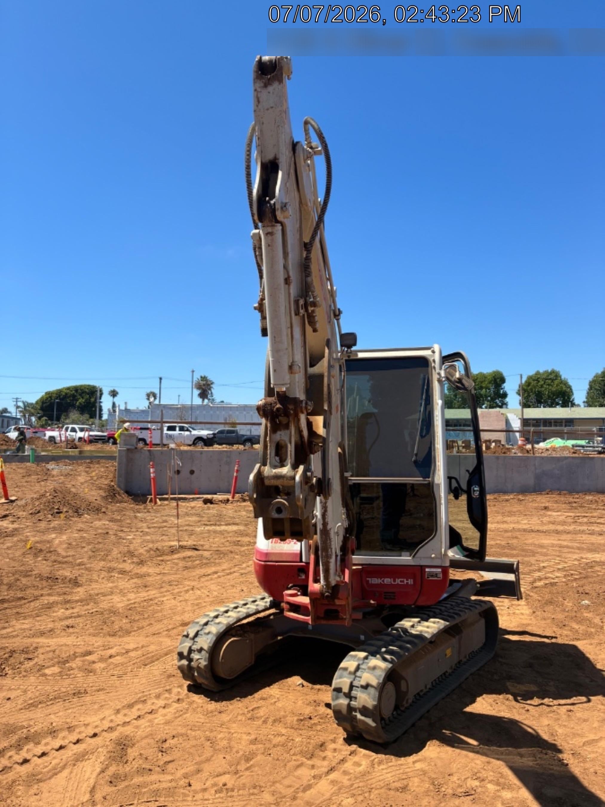 2024 TAKEUCHI TB235-2CRA
