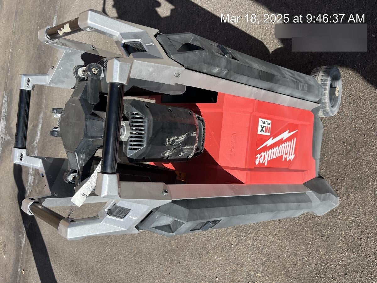 2023 MILWAUKEE MXF041-1XC
