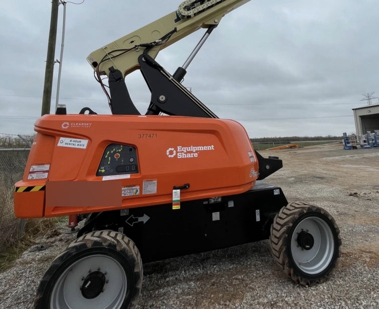 2023 JLG 660SJ