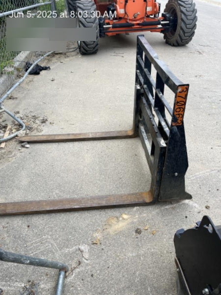 2023 ARROW MATERIAL HANDLING 48" Pallet Forks - Arrow