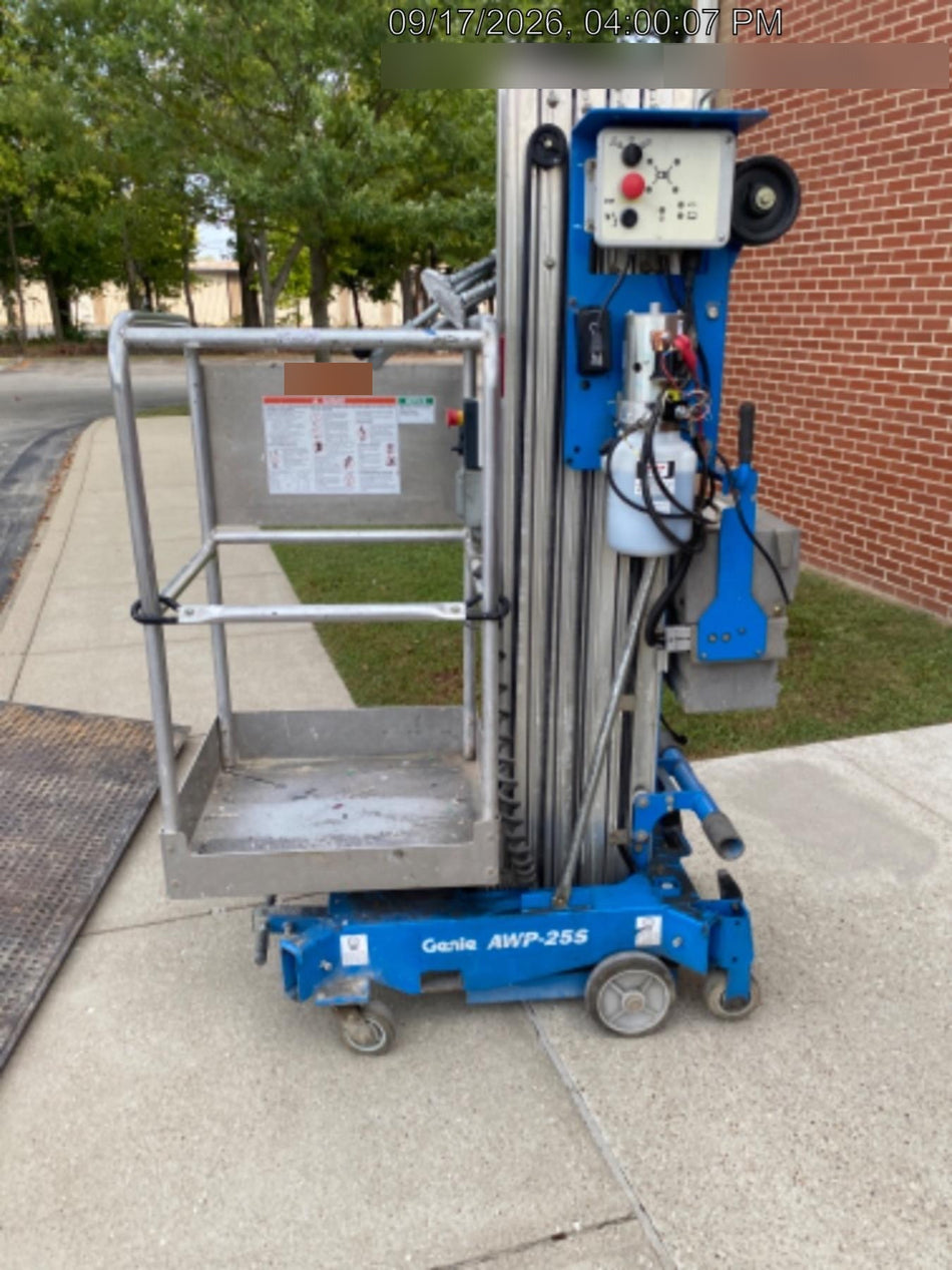 2018 GENIE AWP-25S