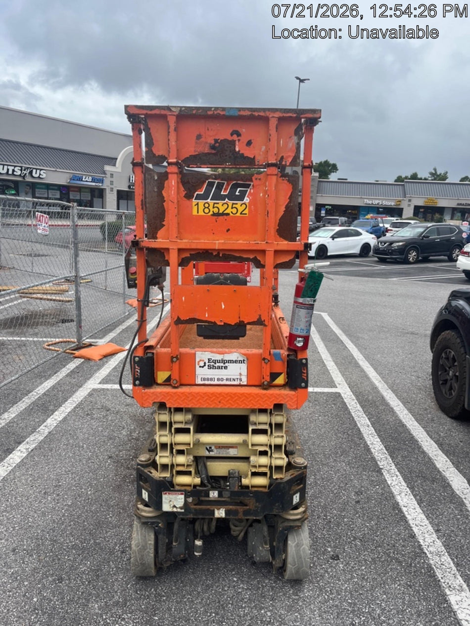 2021 JLG ES1932