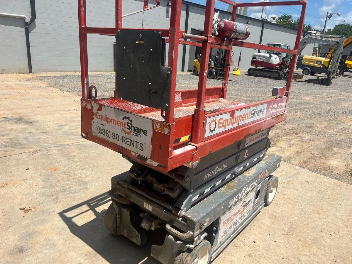 2018 SKYJACK SJIII-3219