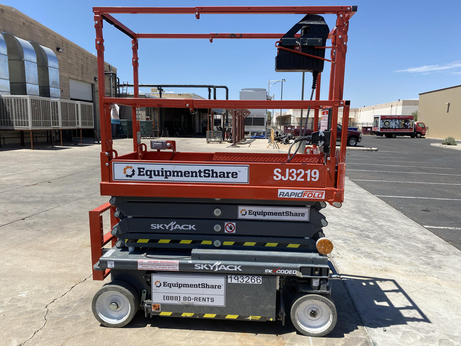 2021 SKYJACK SJ3219