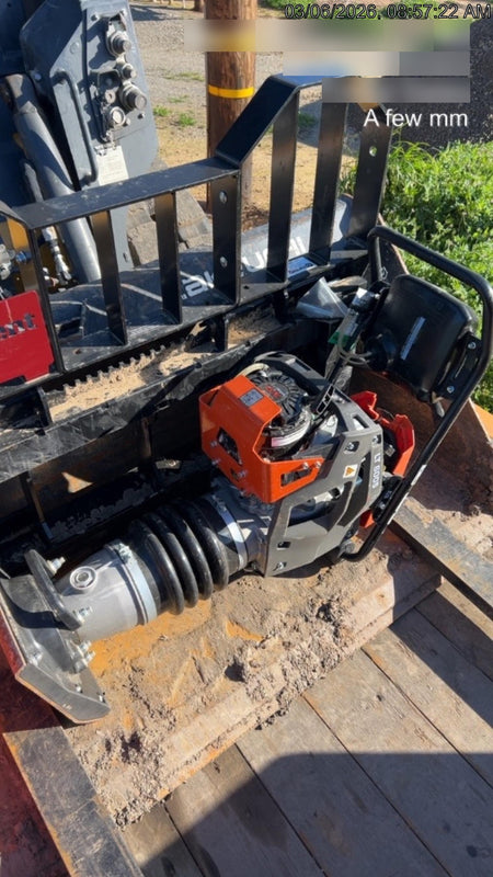 2025 HUSQVARNA LT6005
