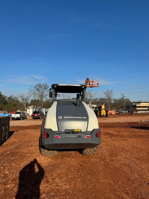 2024 DYNAPAC CA2500D