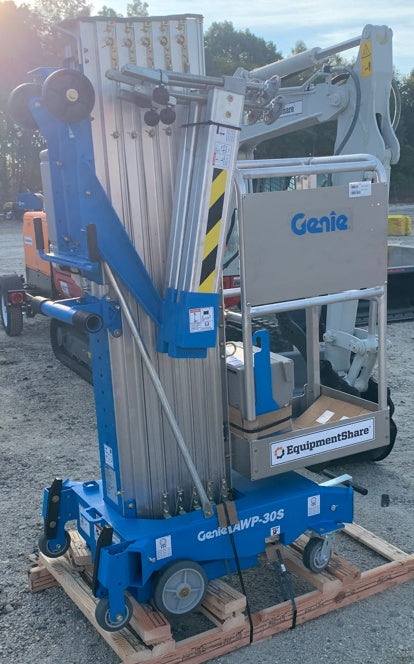 2022 GENIE AWP-30S DC