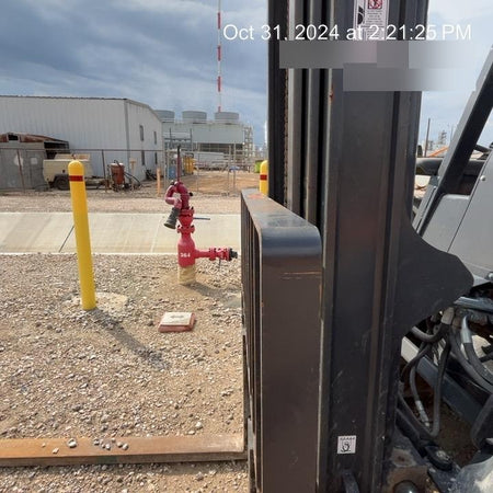2023 CASE 588H