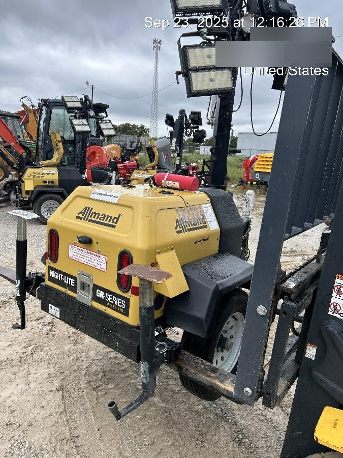 2021 Allmand NLV3GR (4) LED Light Fixture 350W, 23' Vertical Mast, 3kW Prime, Towable, Deep Sea L401, Leveling Jacks, Yanmar T4F 5.8hp