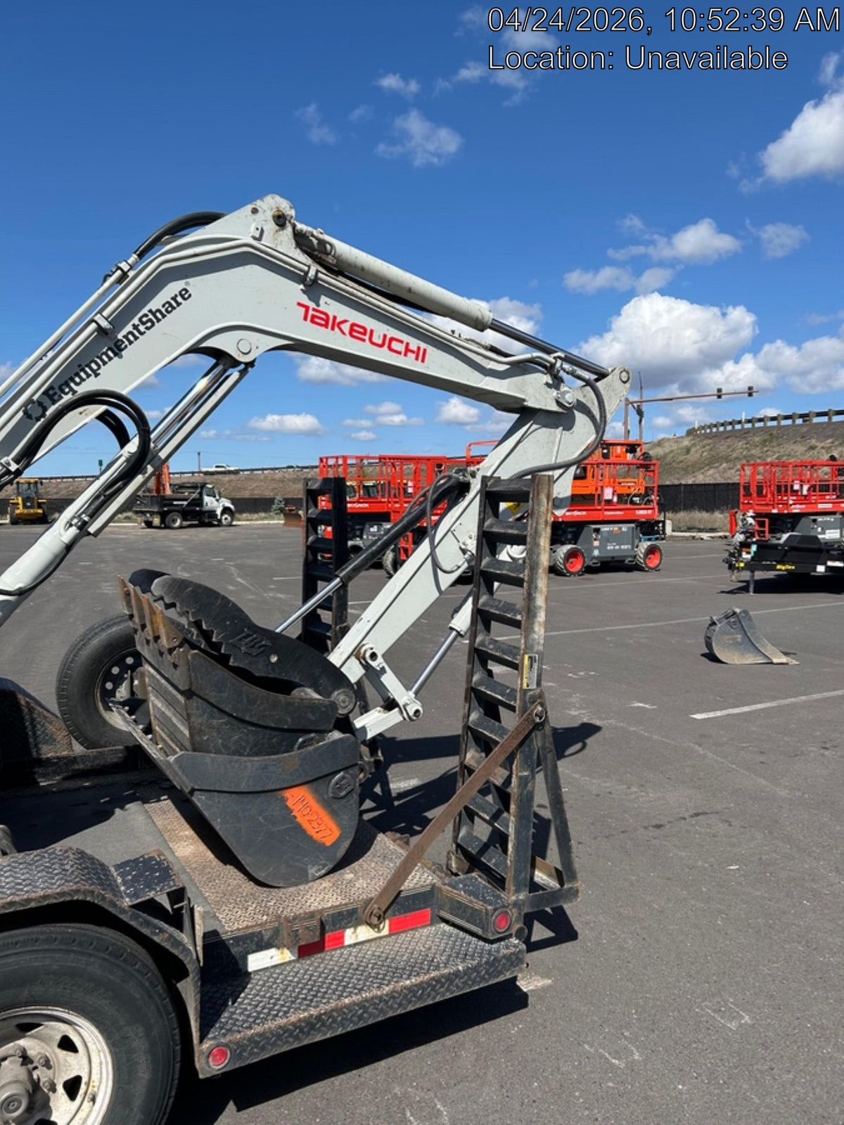 2025 TAKEUCHI TB250-2CR