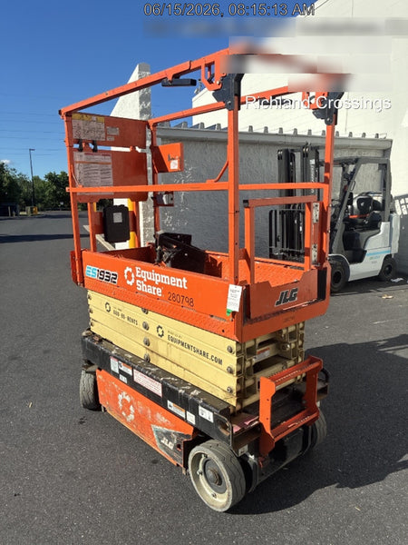 2022 JLG ES1932