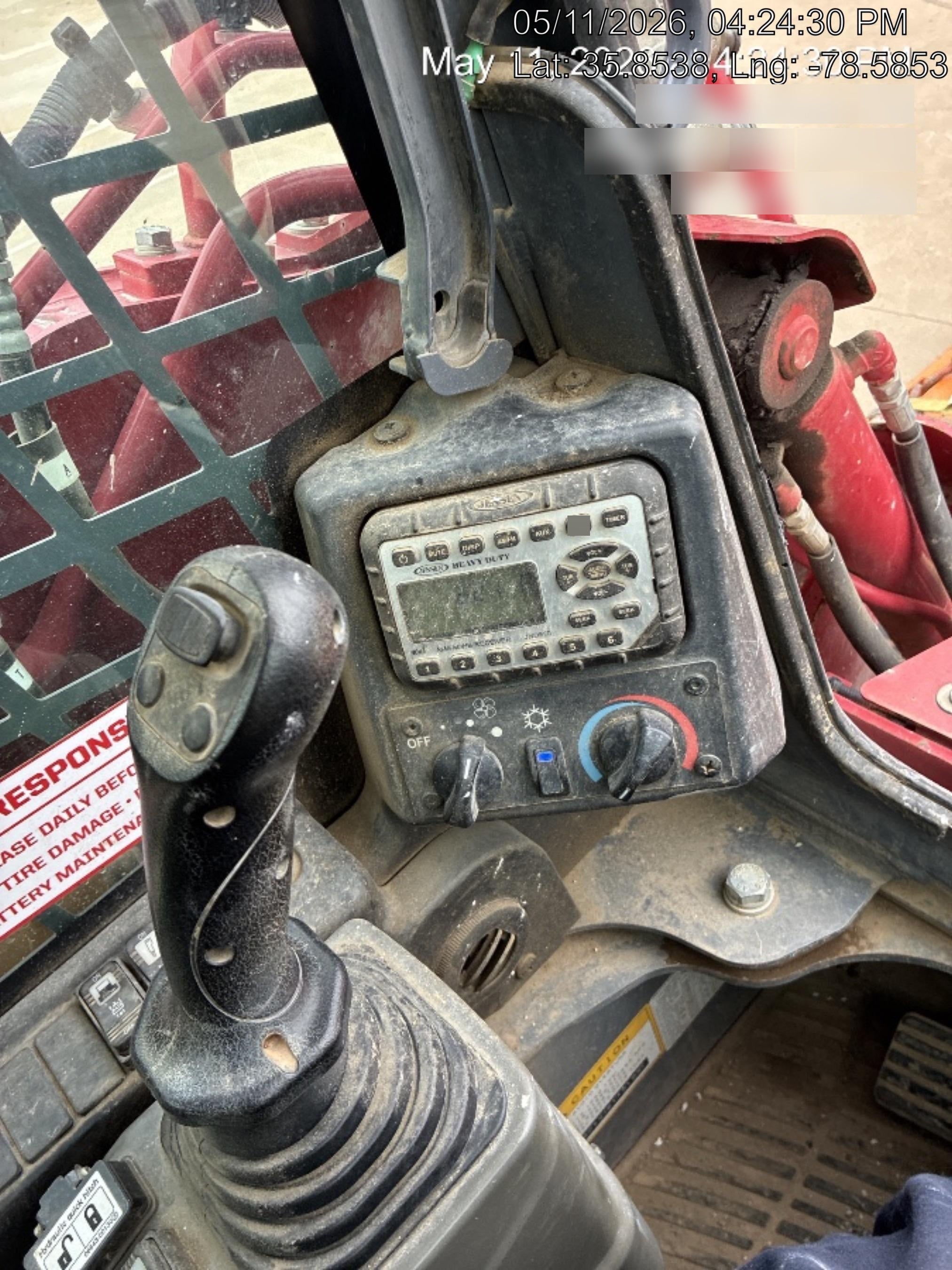 2022 TAKEUCHI TL8R2-CR