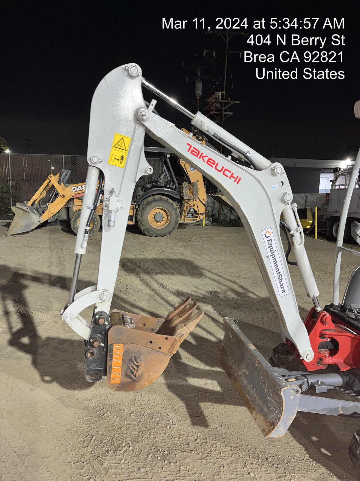 2023 TAKEUCHI TB216R