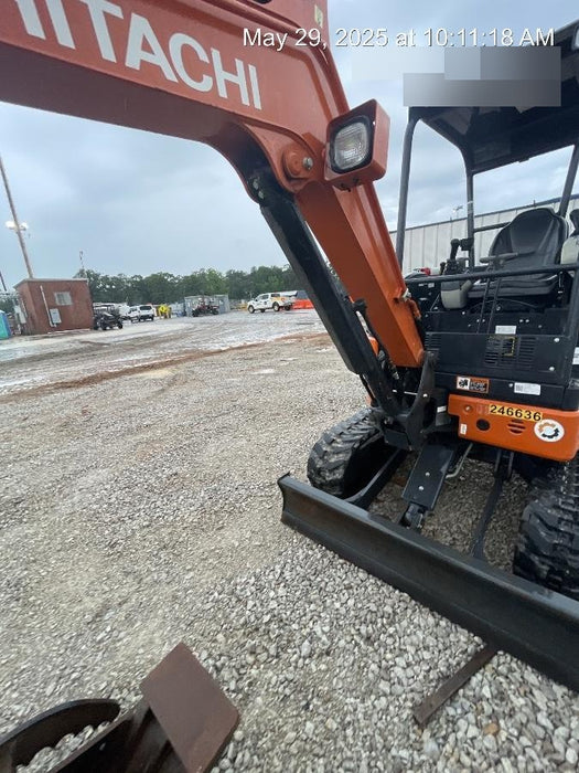 2022 HITACHI ZX26U-5N