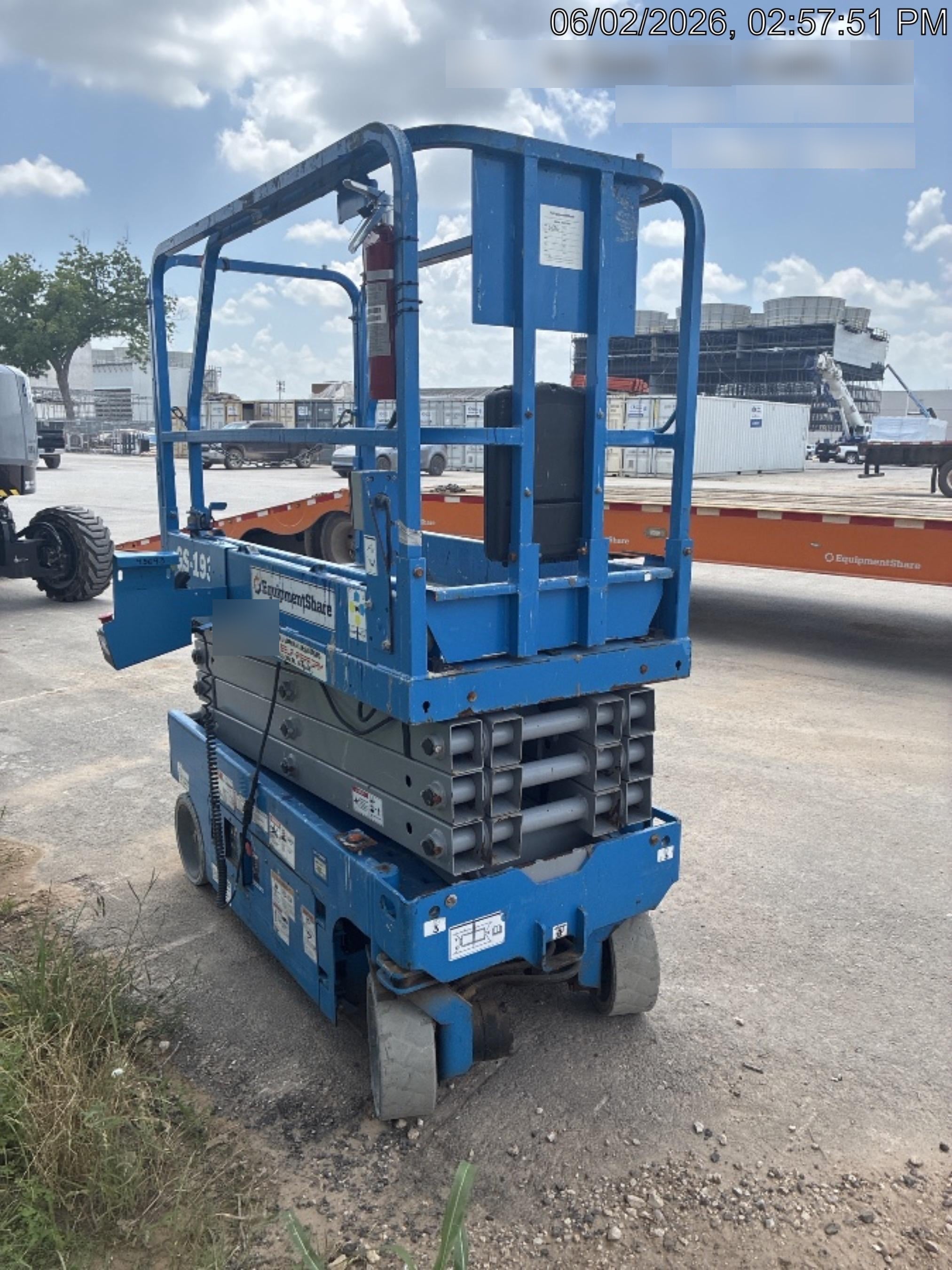 2019 Genie GS-1930 Fixed rails with chain Entry