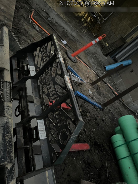 2020 PALADIN 48" Pallet Forks - Paladin