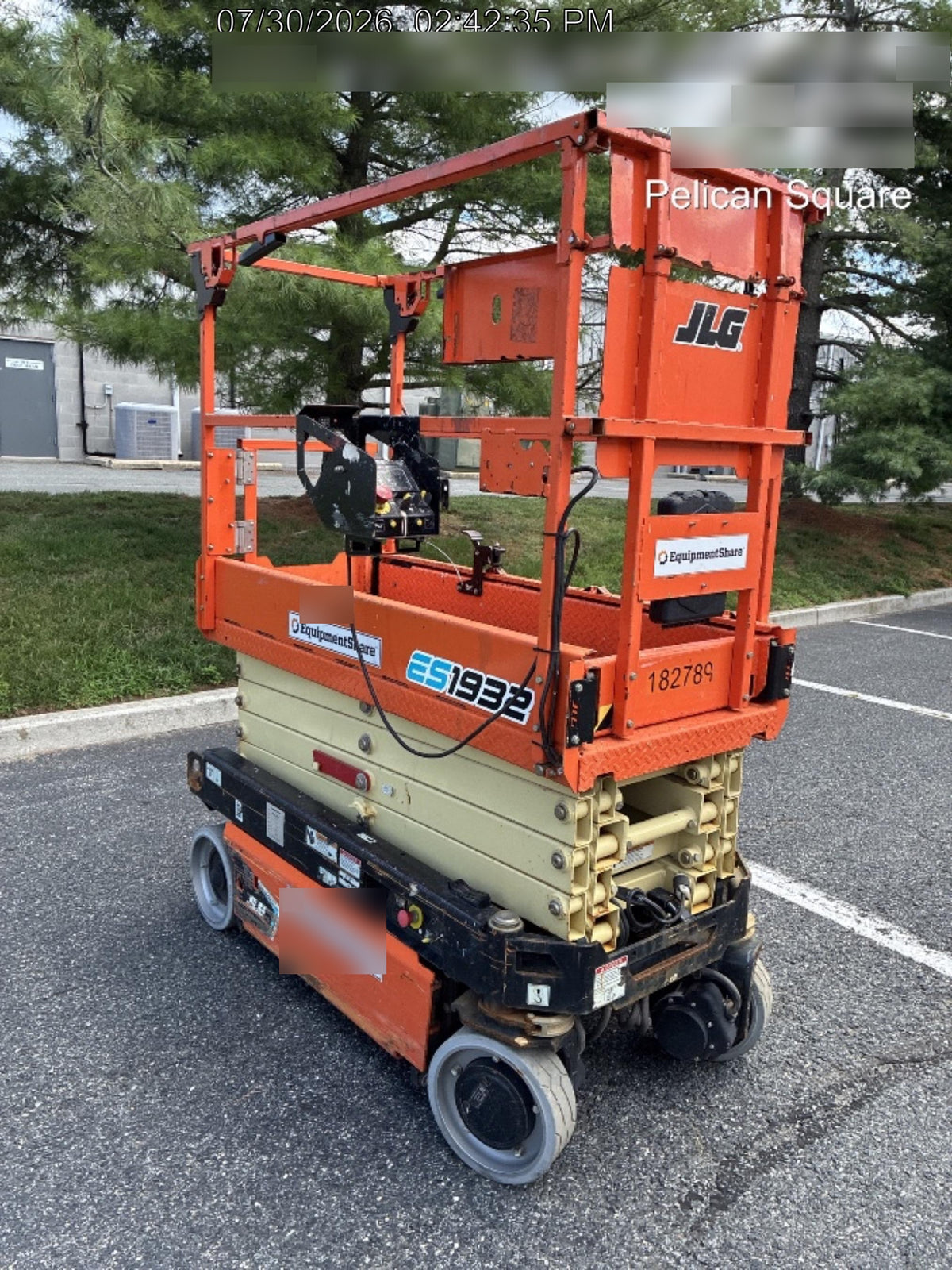 2021 JLG ES1932