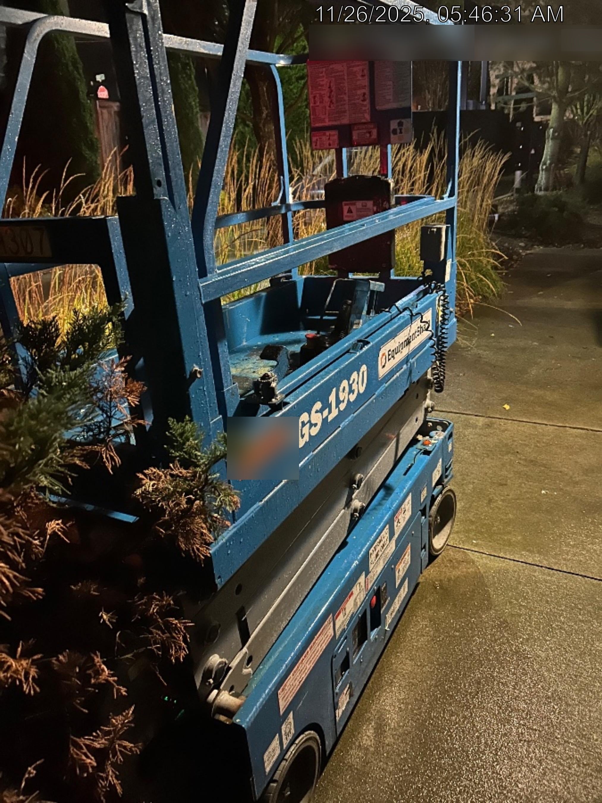 2019 Genie GS-1930 Half Height Swing Gate, 800W Inverter