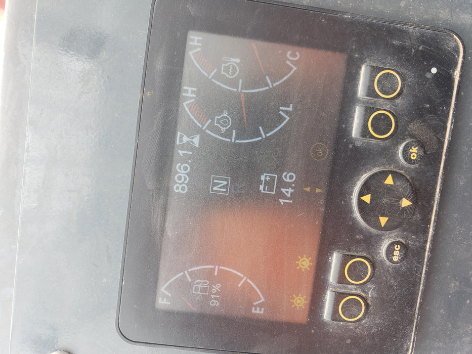 2018 MANITOU MTA8044