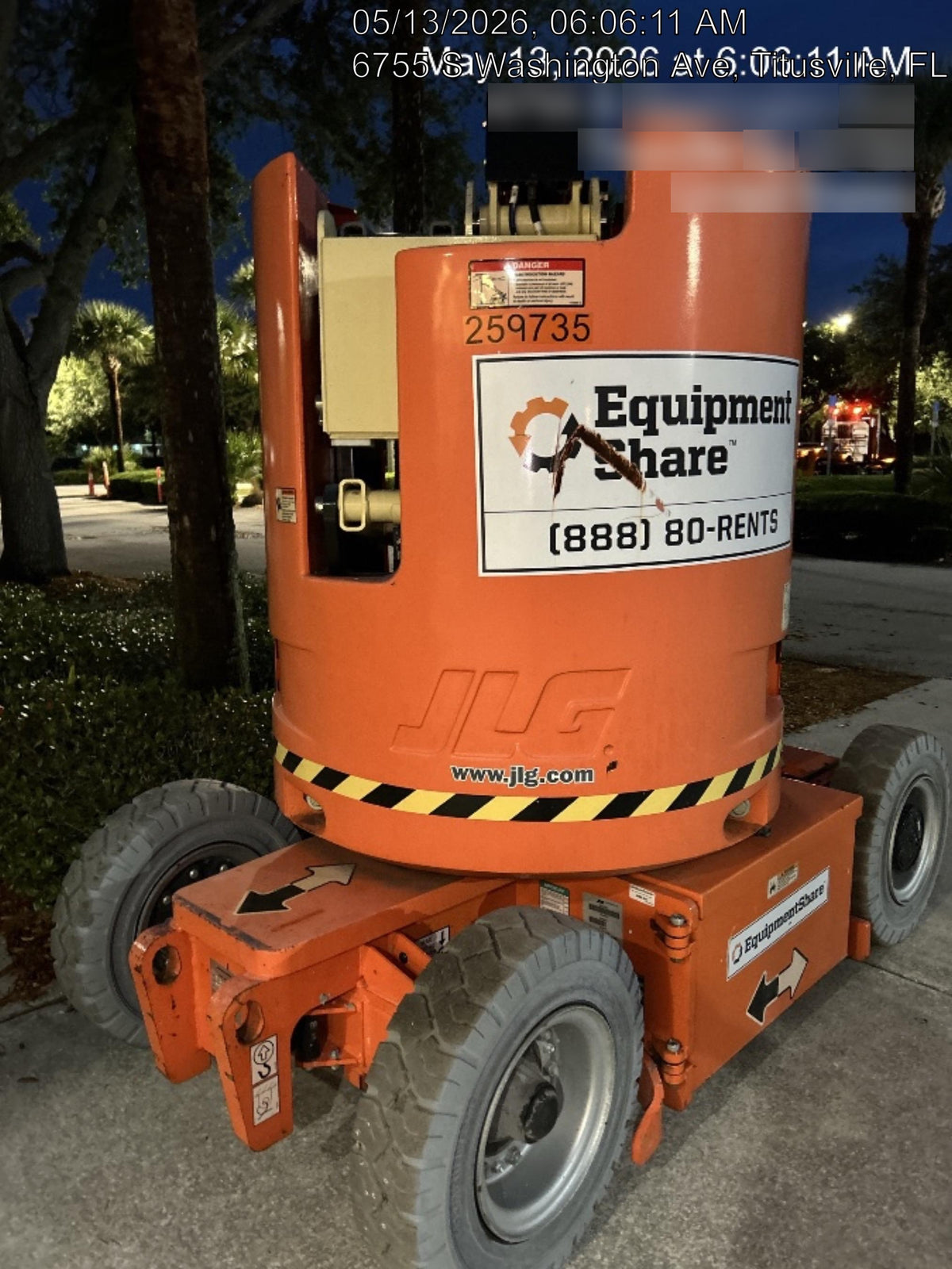 2022 JLG E300AJP