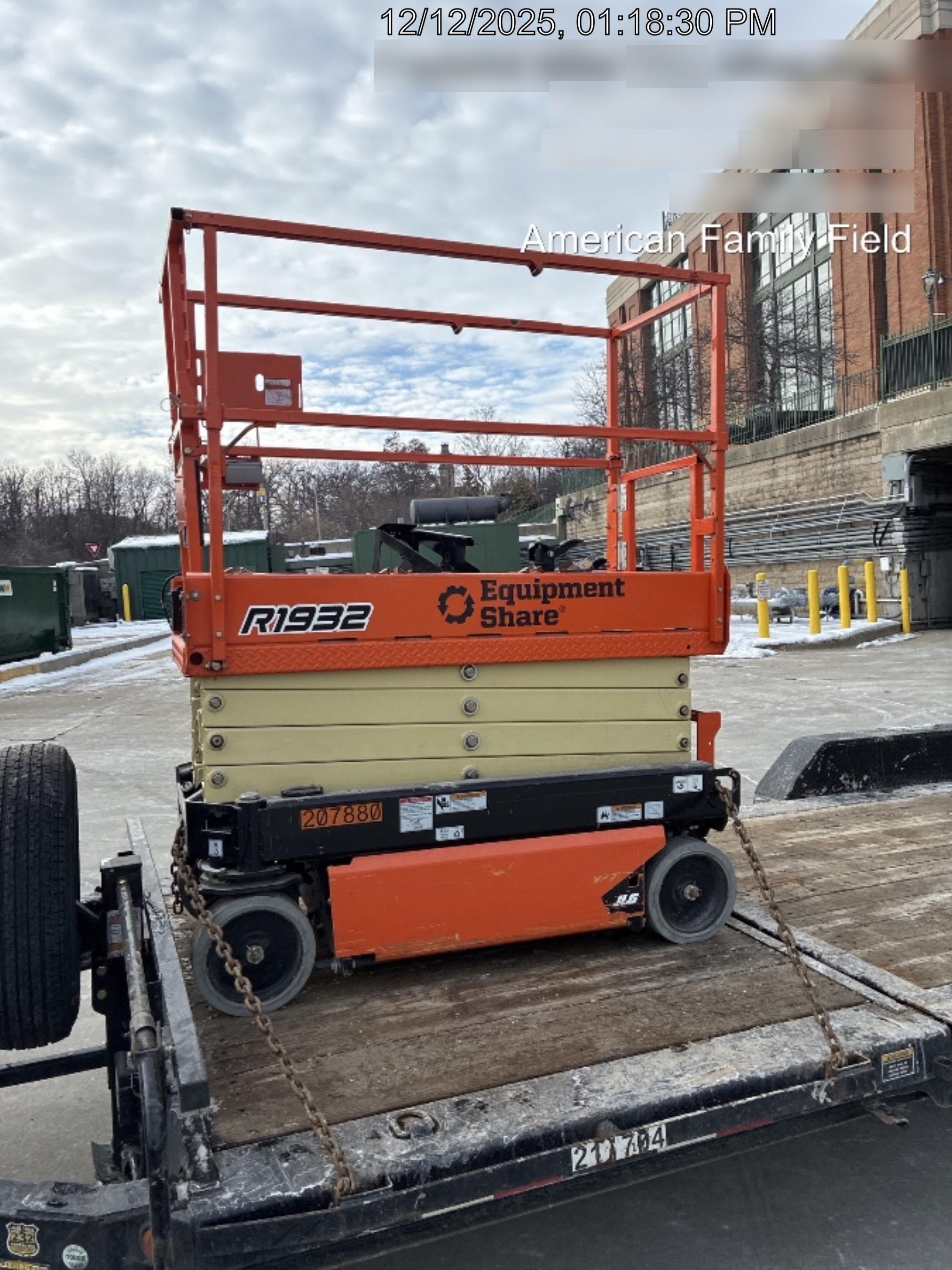 2022 JLG R1932