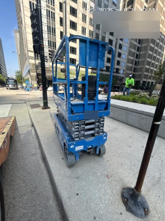 2020 Genie GS-1930 Solid Non Marking Tires, Beacon, Folding rails with half height swing gate
