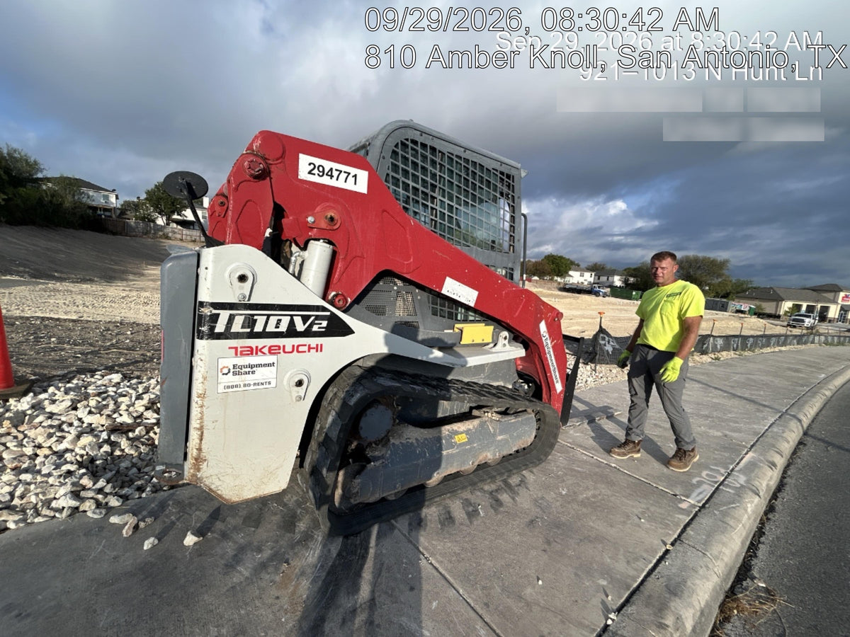 2023 TAKEUCHI TL10V2-CR