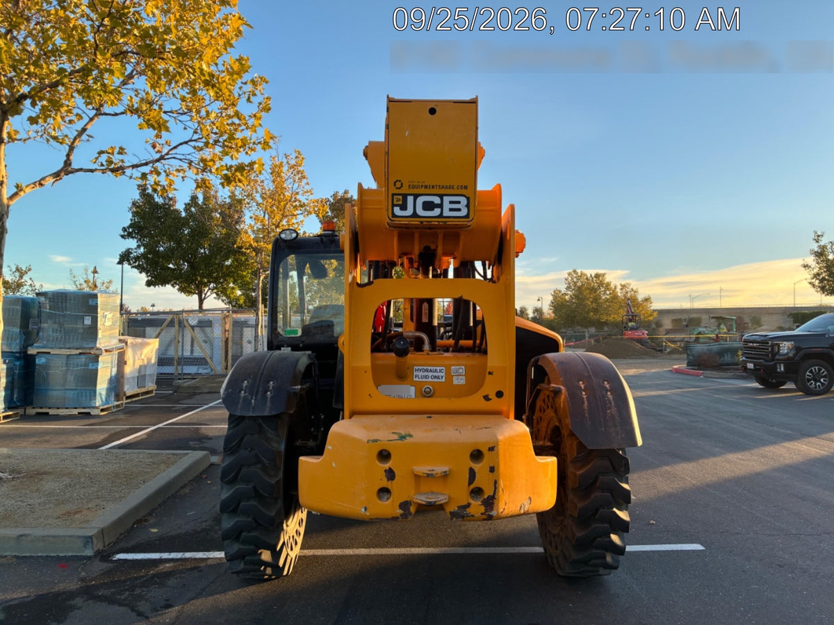 2023 JCB 510-56