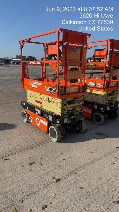 2022 JLG ES1932