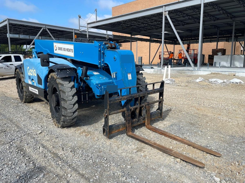 2020 Genie GTH-844 Cab/Heat/Air, Solid Tires, Work Lights, Beacon, Aux Hydraulics, Back up Alarm, Lifting Eye