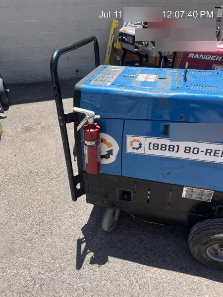 2019 Miller Electric BOBCAT 250 Standard w/Running Gear, Bracket, Hose
