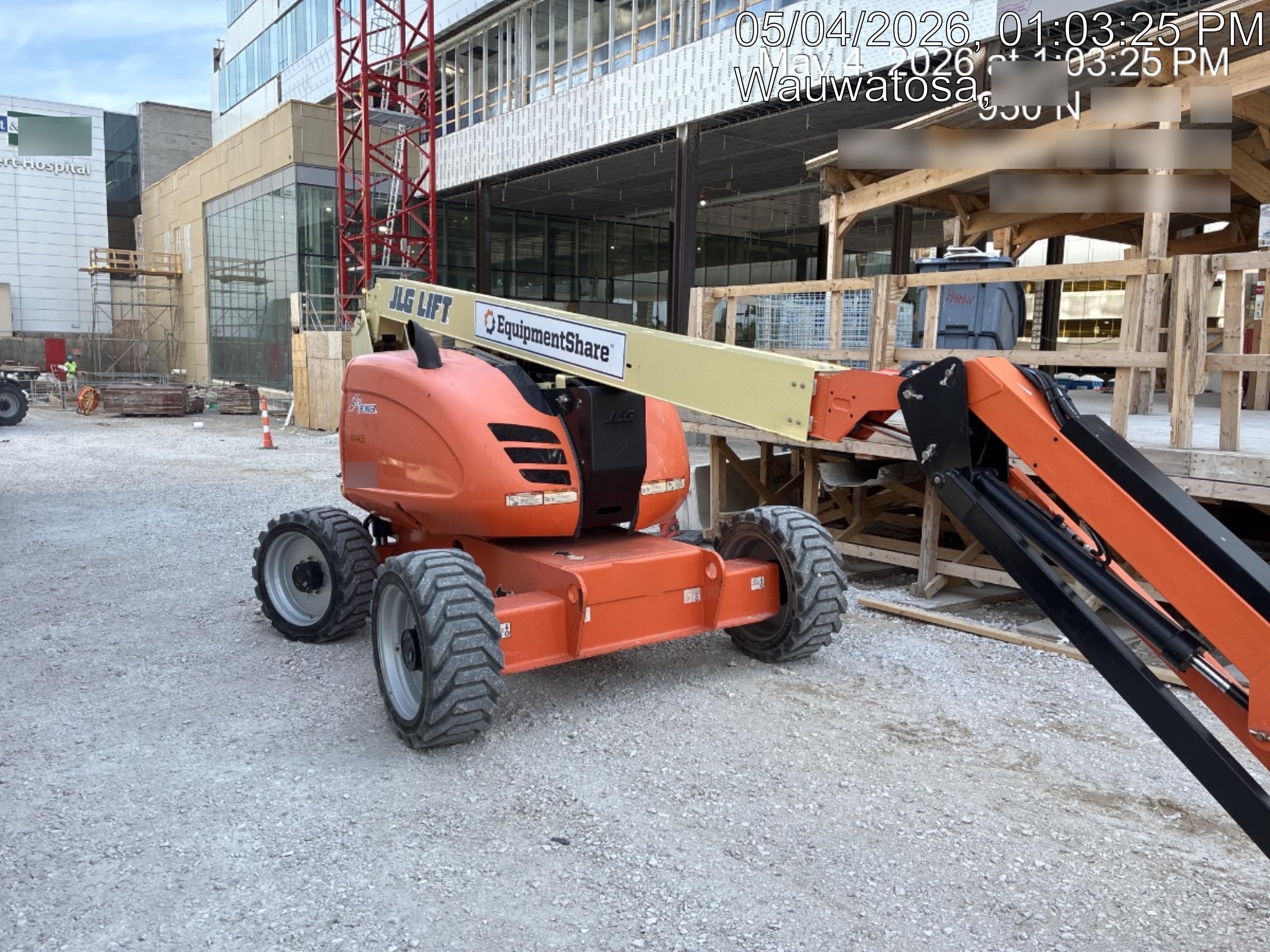 2021 JLG 600AJ