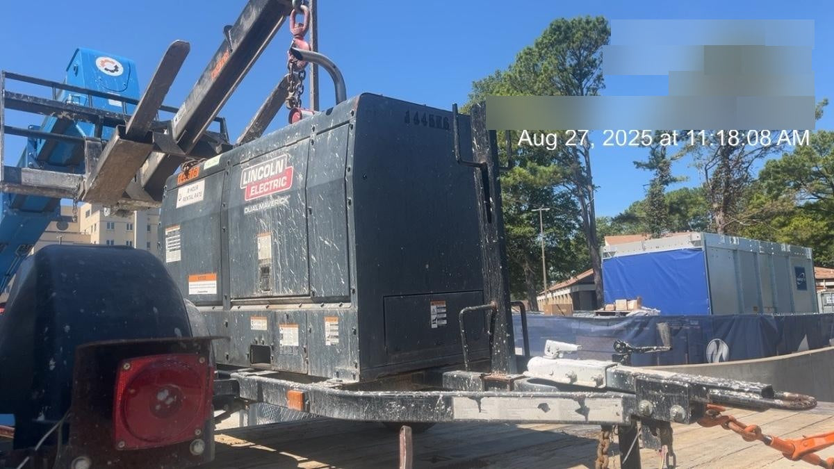 2021 Lincoln Electric Dual Maverick 200/200X Ready Pak 3 (includes trailer, cable rack, fender light kit)